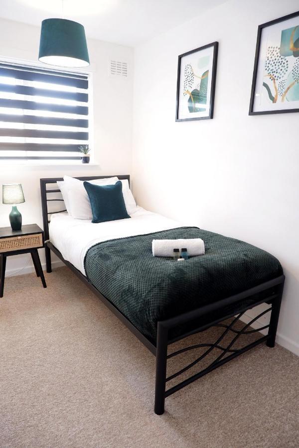 Comfortable And Cozy 4-Bedroom House Near The Hospital كامبريدج المظهر الخارجي الصورة