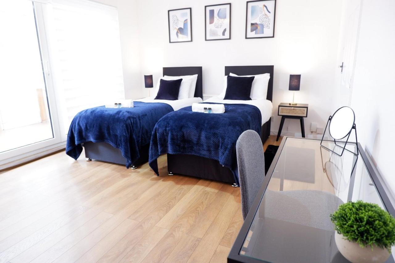 Comfortable And Cozy 4-Bedroom House Near The Hospital كامبريدج المظهر الخارجي الصورة