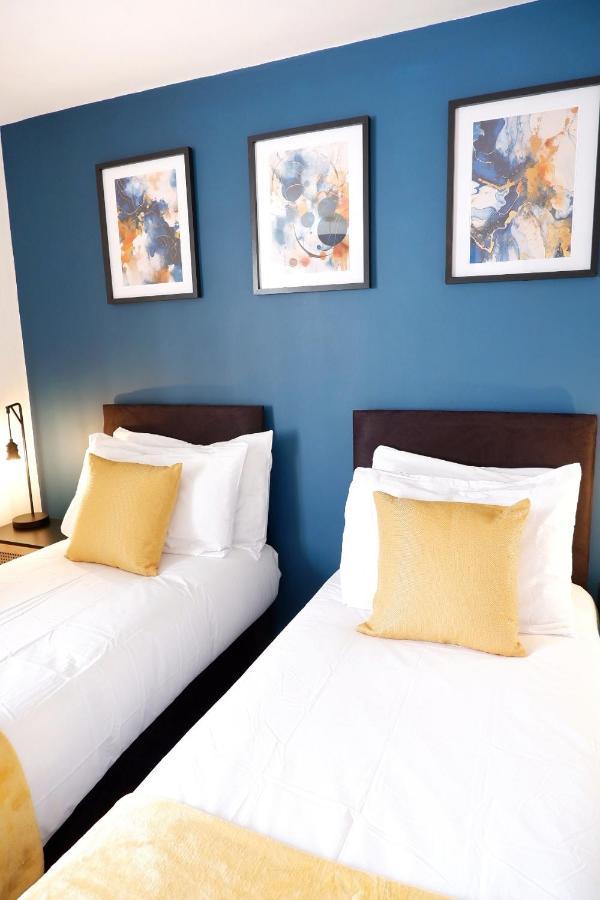 Comfortable And Cozy 4-Bedroom House Near The Hospital كامبريدج المظهر الخارجي الصورة